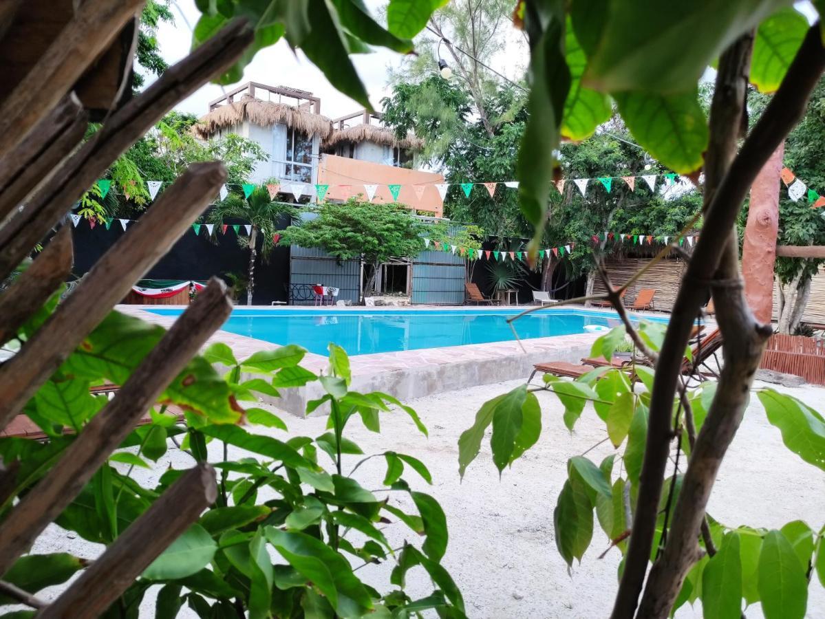 The All Inclusive Hostel - Food, Drinks And Transportation To The Beach And Cenotes Tulum Zewnętrze zdjęcie
