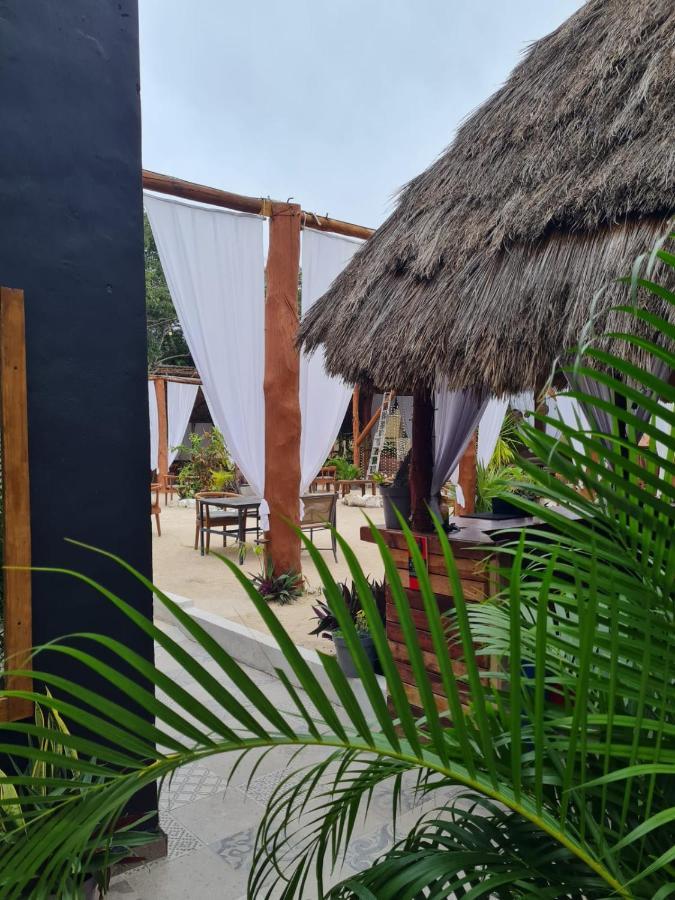 The All Inclusive Hostel - Food, Drinks And Transportation To The Beach And Cenotes Tulum Zewnętrze zdjęcie