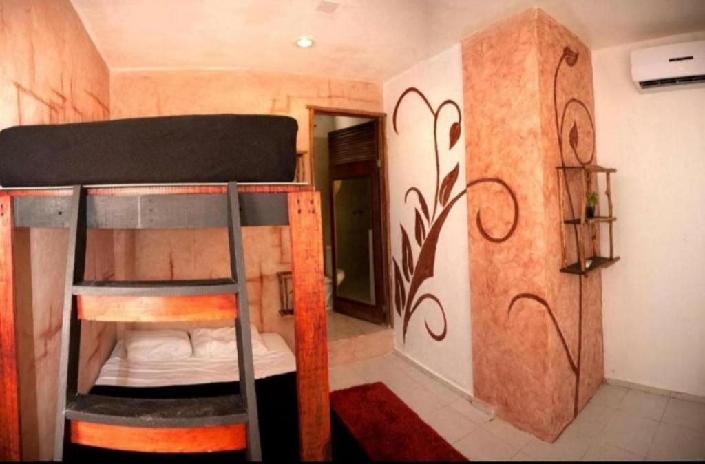 The All Inclusive Hostel - Food, Drinks And Transportation To The Beach And Cenotes Tulum Zewnętrze zdjęcie