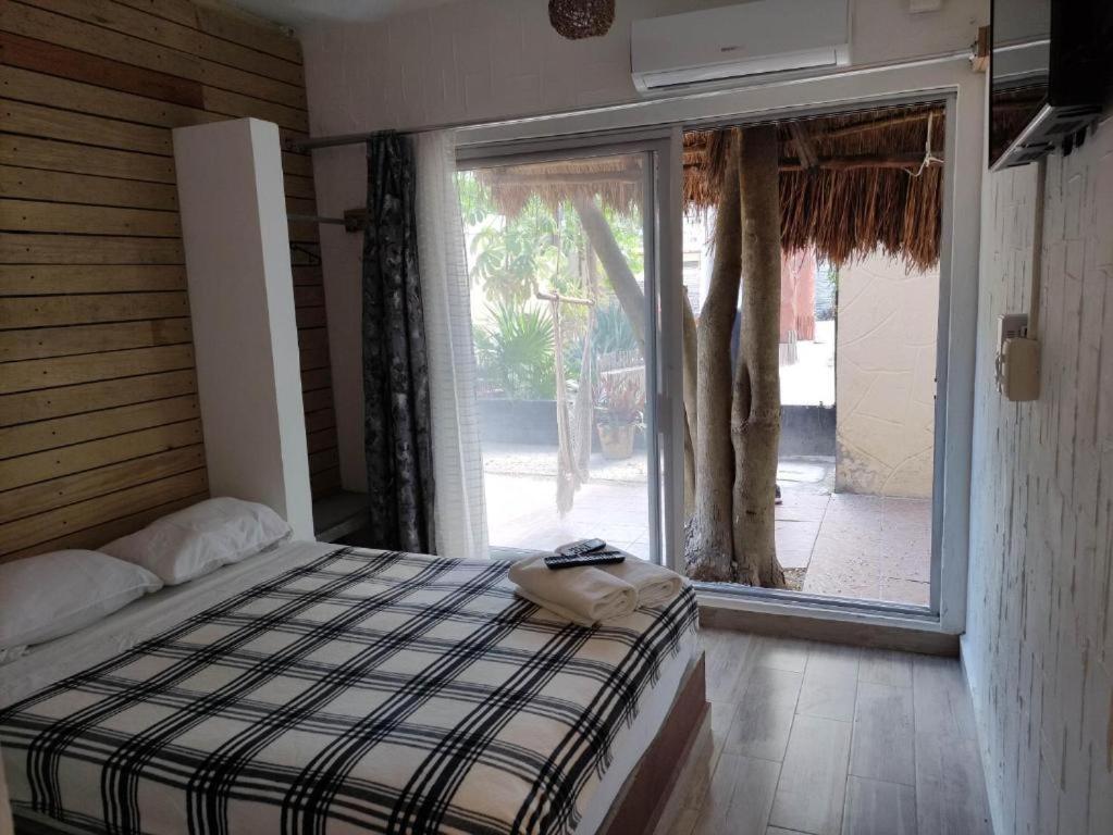 The All Inclusive Hostel - Food, Drinks And Transportation To The Beach And Cenotes Tulum Zewnętrze zdjęcie